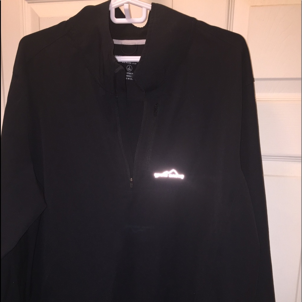 Light weight wind jacket